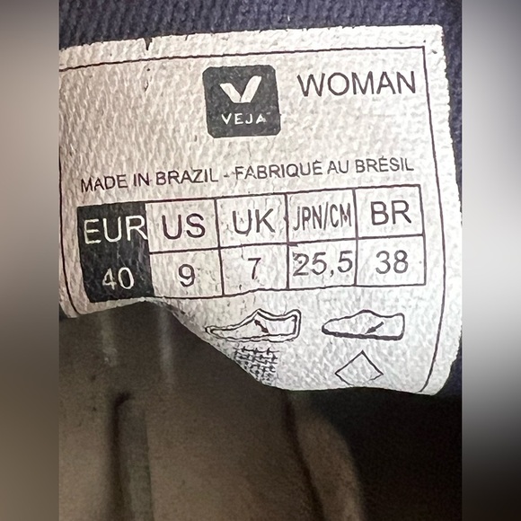 Veja Wata II Low Top Sneaker Size 9 - Picture 11 of 11